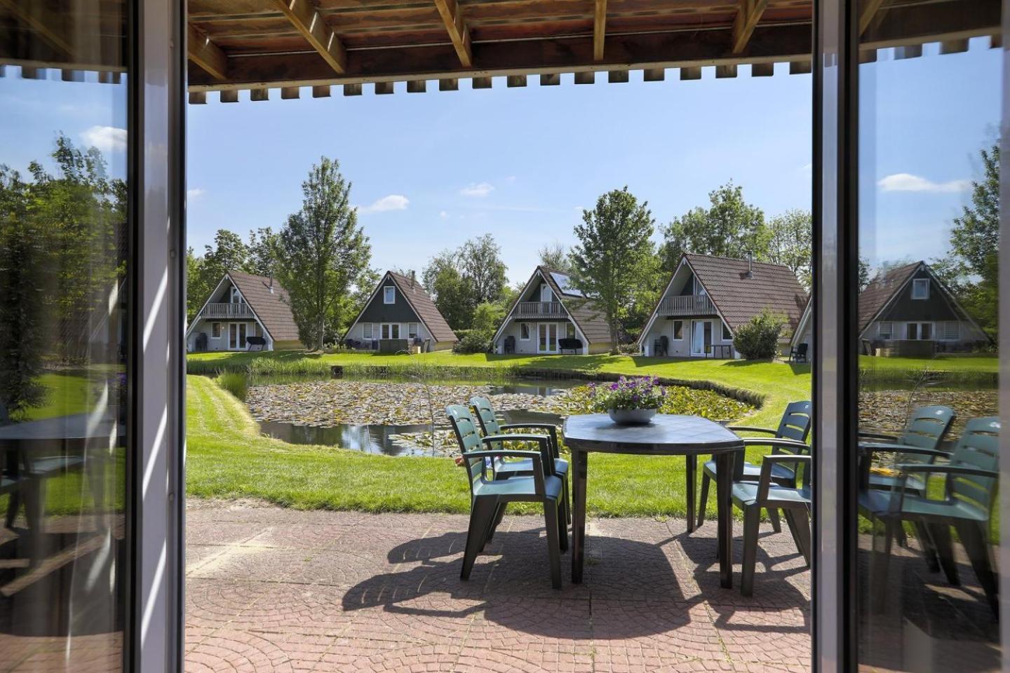 De Vecht, 124 - Centraal Gelegen Aan Vijver Gramsbergen Exteriör bild