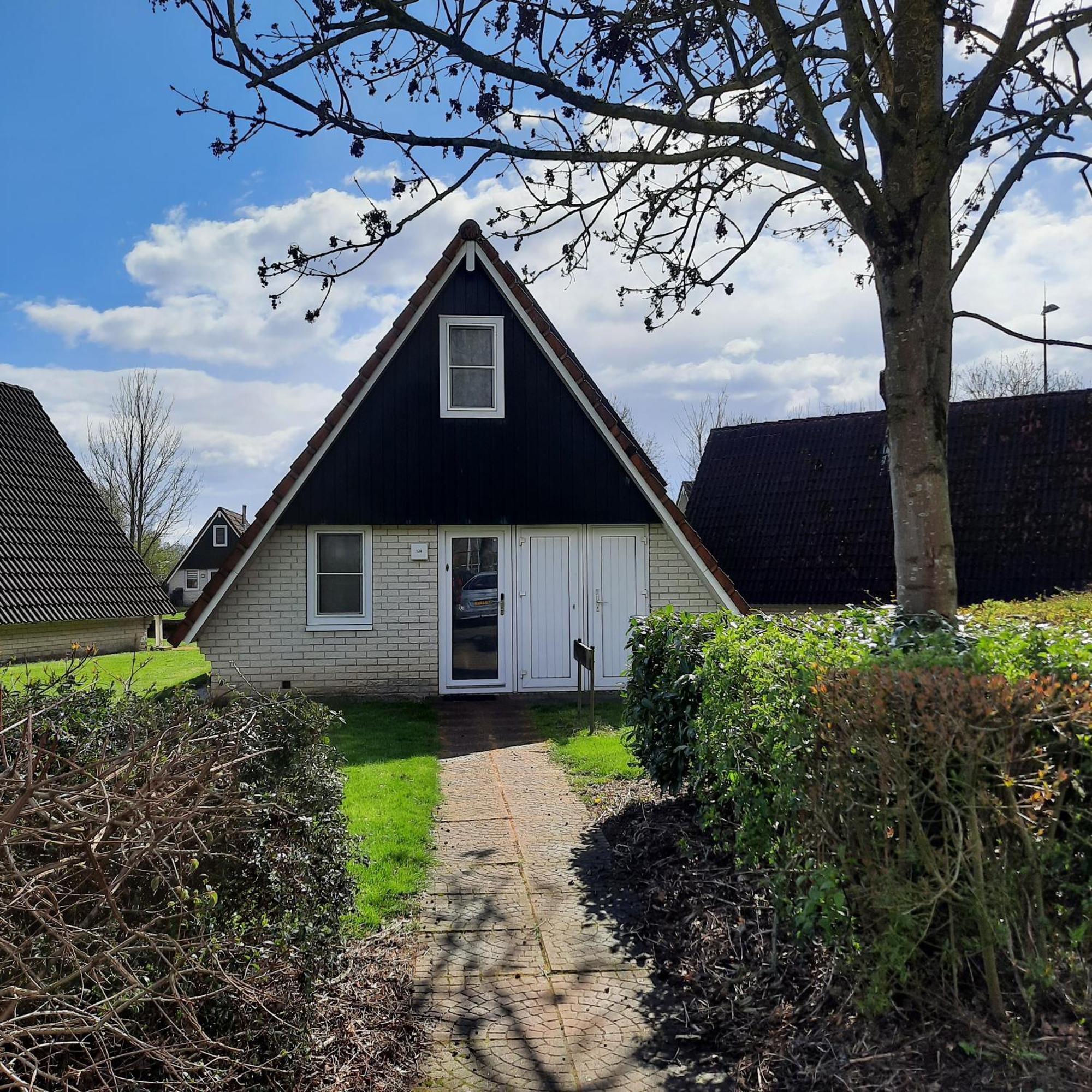 De Vecht, 124 - Centraal Gelegen Aan Vijver Gramsbergen Exteriör bild